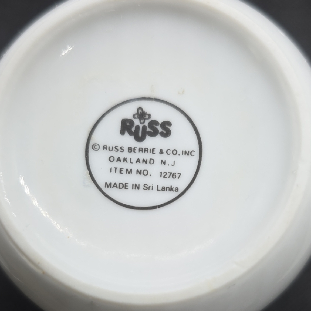 Russ Holiday Cat Mug with Red and Green Accents - Picture 2 of 4